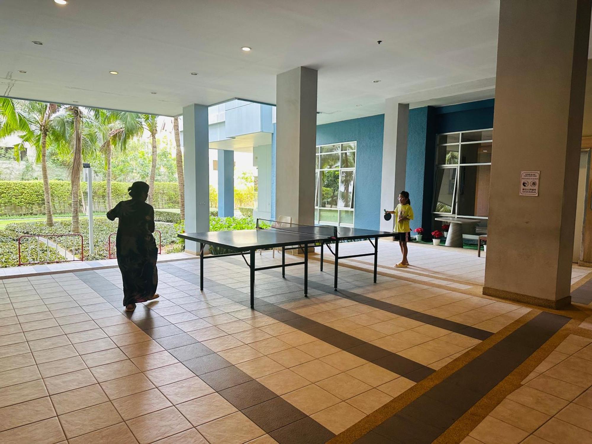 Seaview Beach Room Lumpini-Pool And Gym Face To Ocean Jomtien Beach Exteriör bild