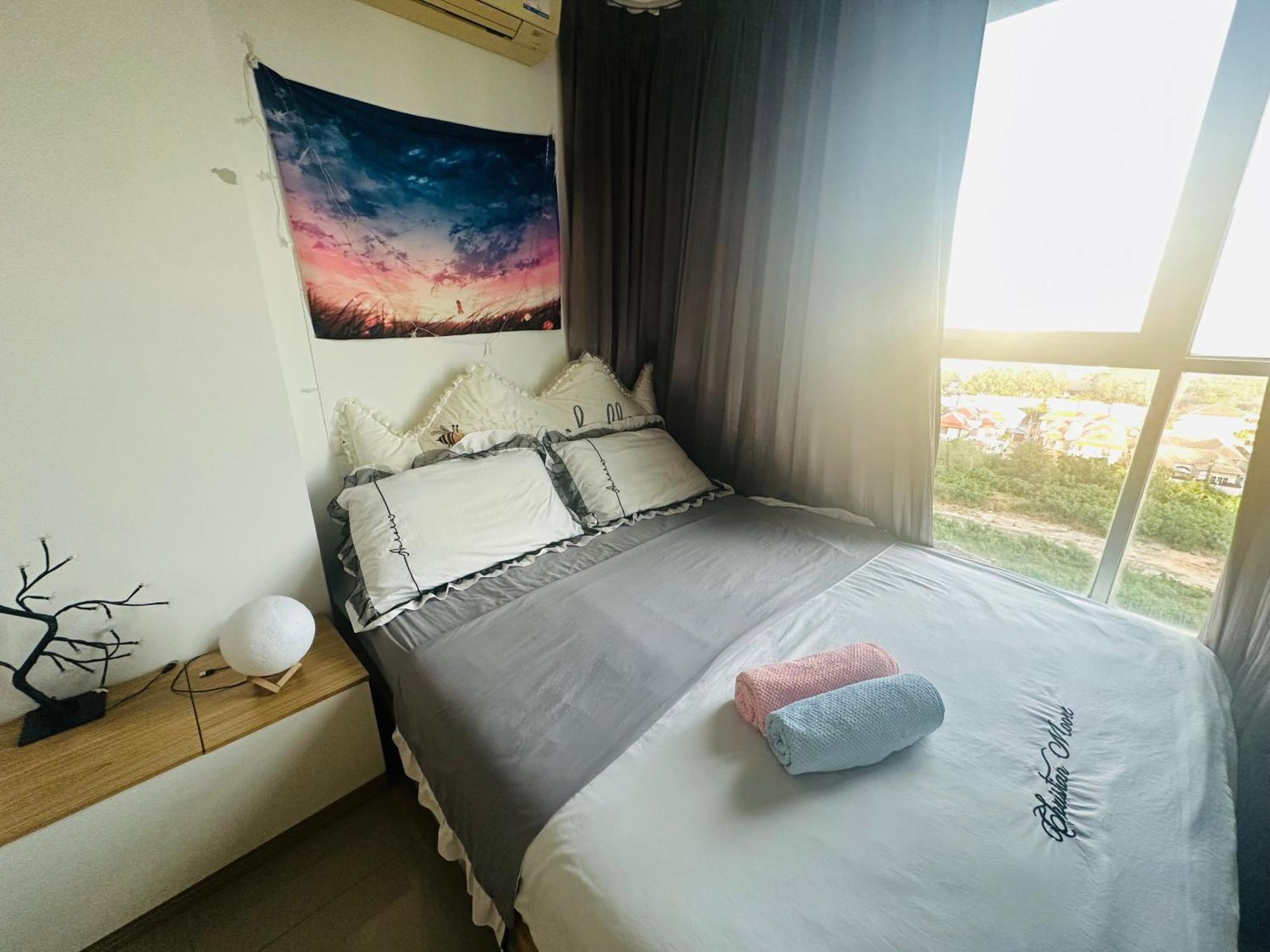 Seaview Beach Room Lumpini-Pool And Gym Face To Ocean Jomtien Beach Exteriör bild